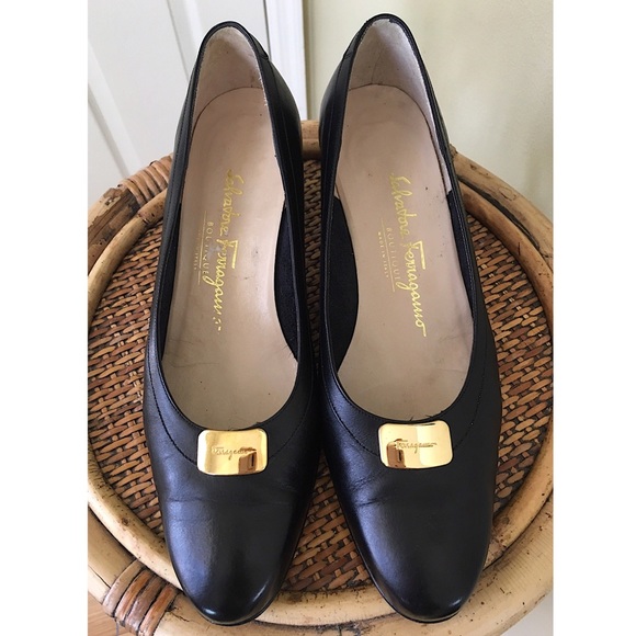 Salvatore Ferragamo Shoes - SALVATORE FERRAGAMO LOW HEELED SHOES